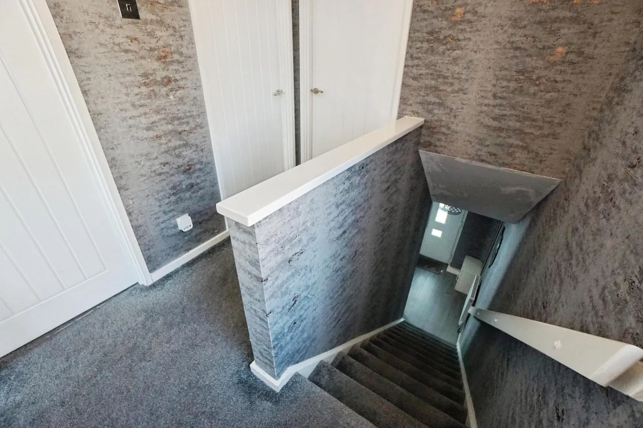 Margaret Vale, Ocker Hill, DY4, photo 12