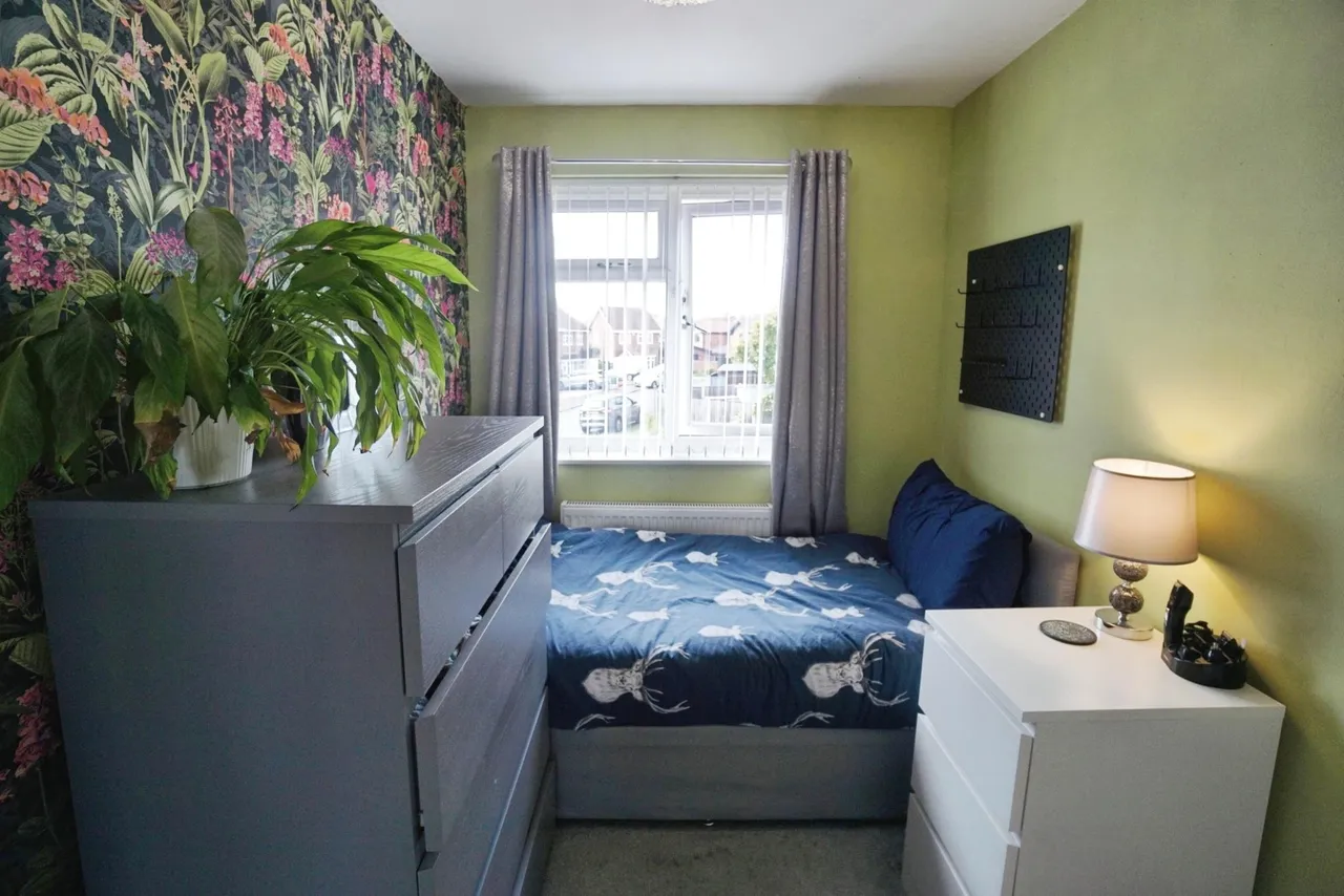 Margaret Vale, Ocker Hill, DY4, photo 15