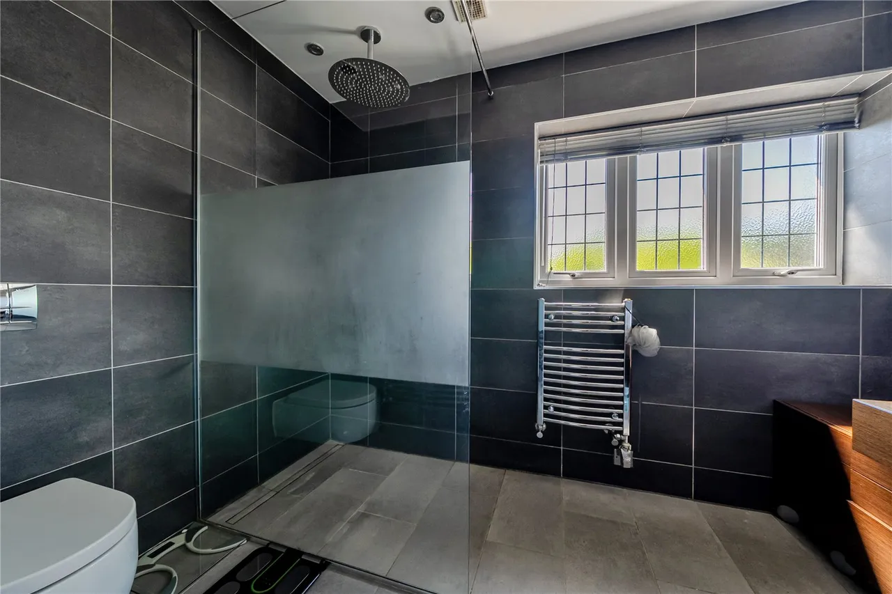 Bredward Close, Burnham, Slough, Buckinghamshire, SL1 7DL, photo 22