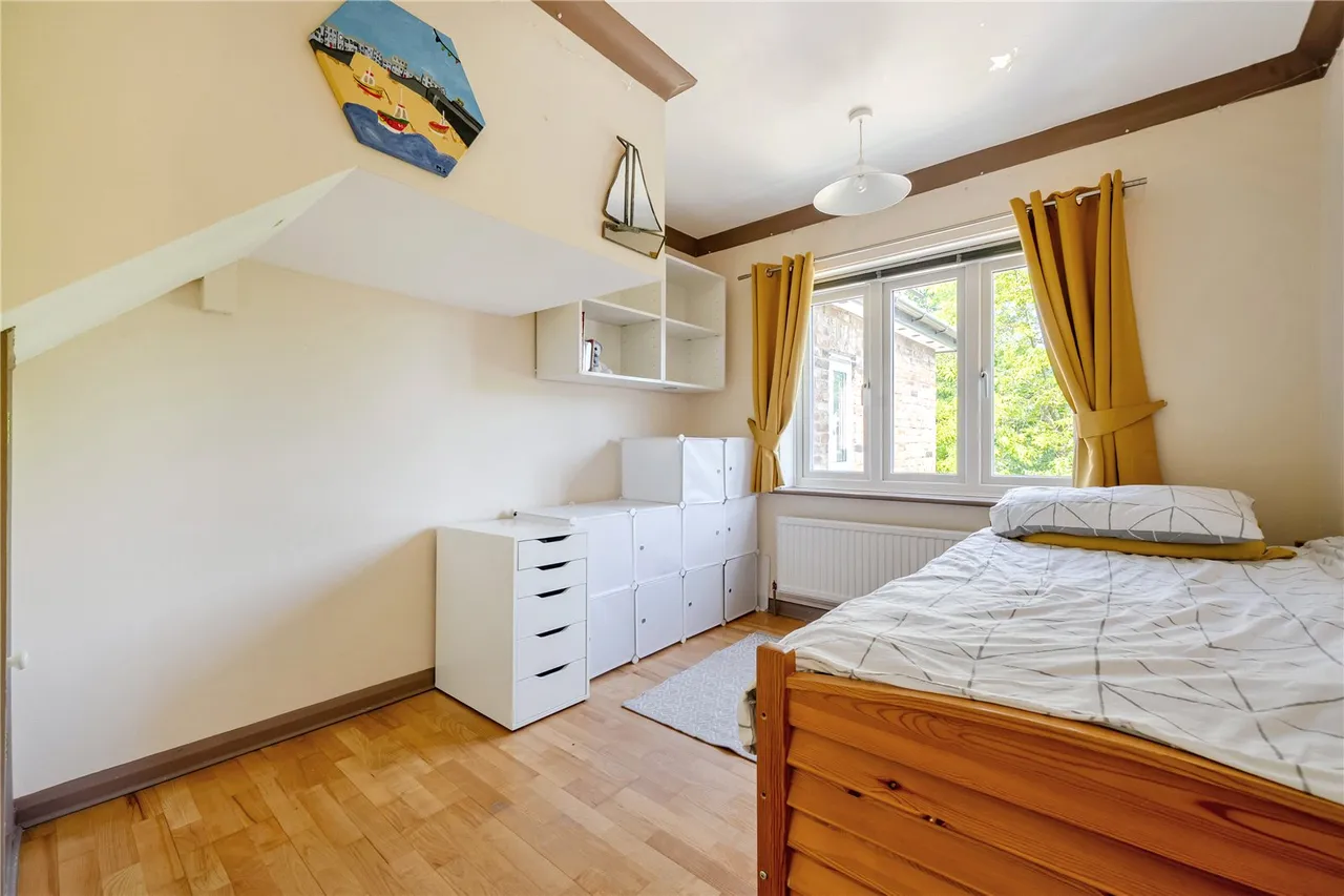 Bredward Close, Burnham, Slough, Buckinghamshire, SL1 7DL, photo 29