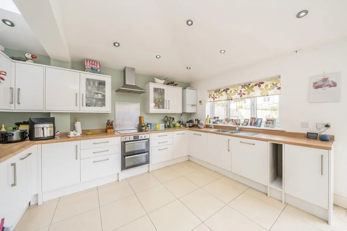 Poulett Gardens, TW1, photo 8