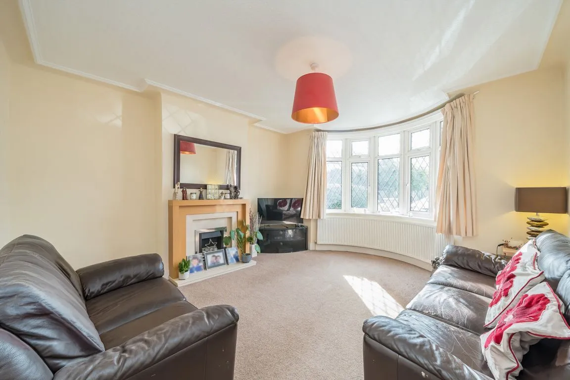 Poulett Gardens, TW1, photo 2