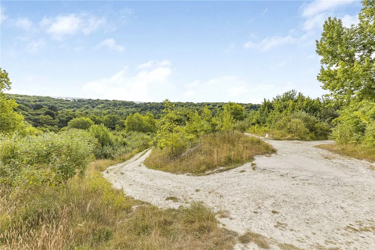 Chalkpit Lane, Chinnor, OX39, photo 13