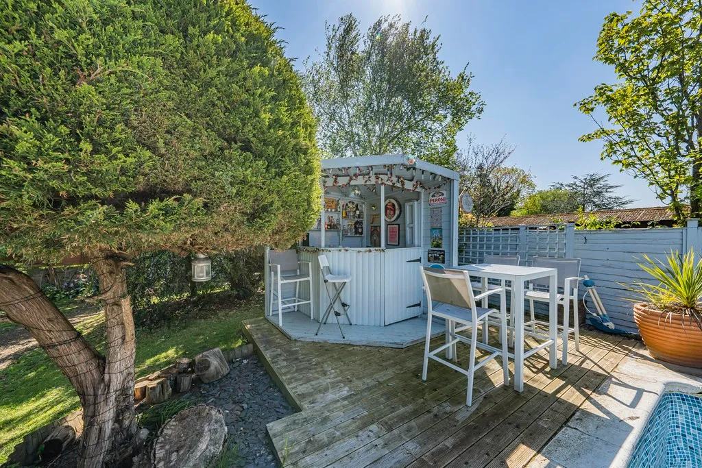 Lime Walk, Denham, photo 45
