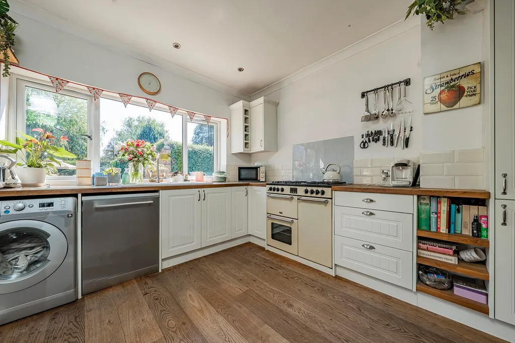 Lime Walk, Denham, photo 26