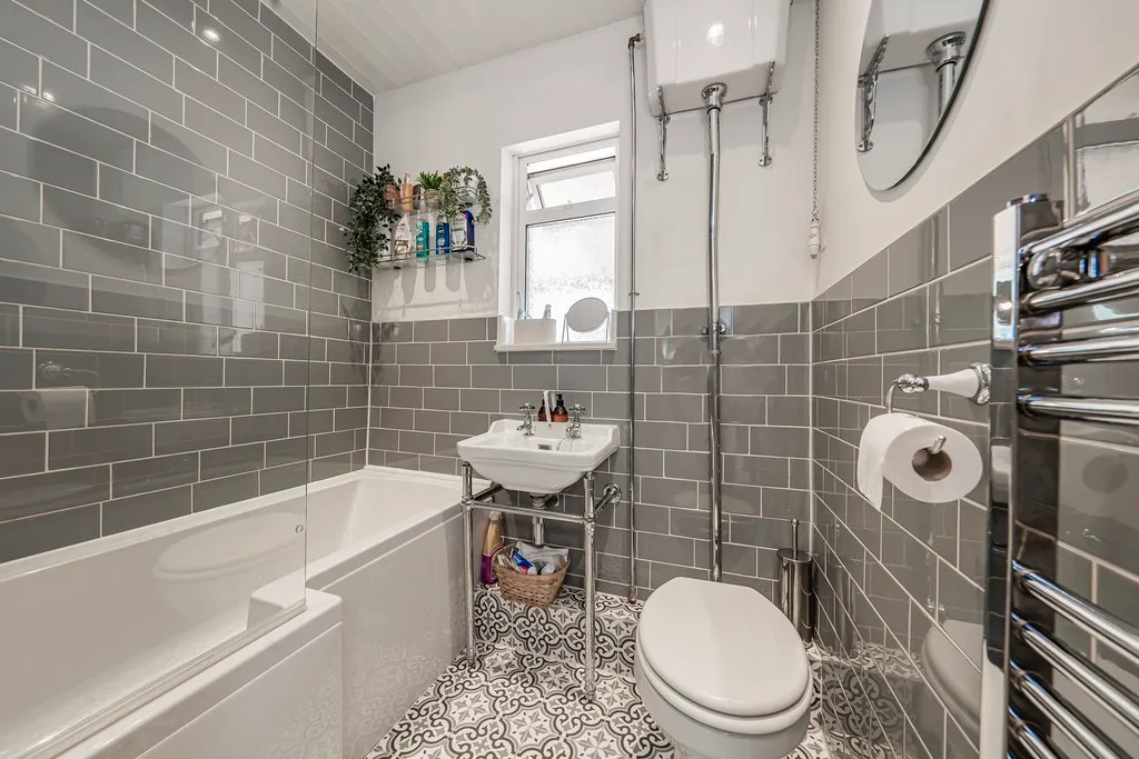 Lime Walk, Denham, photo 9