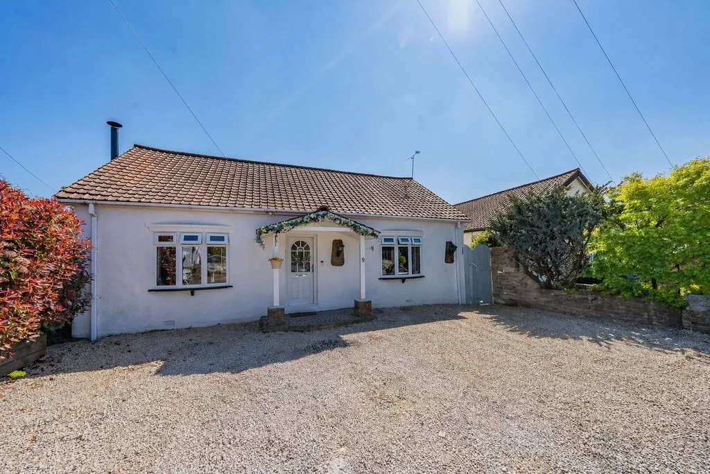 2 bed house for sale — Lime Walk, Denham