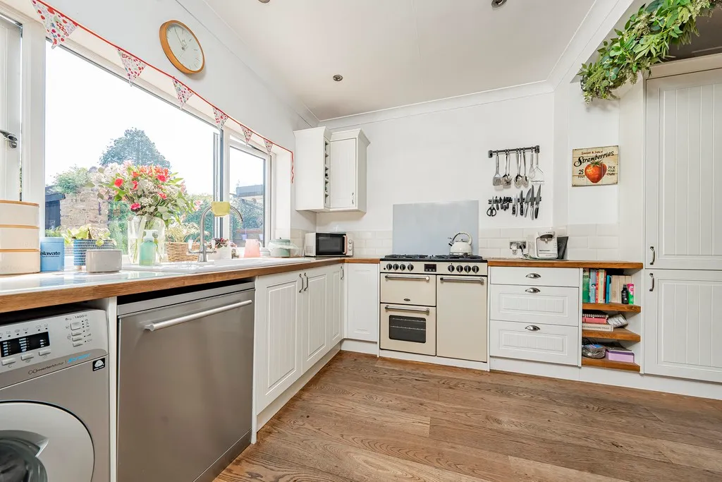 Lime Walk, Denham, photo 34