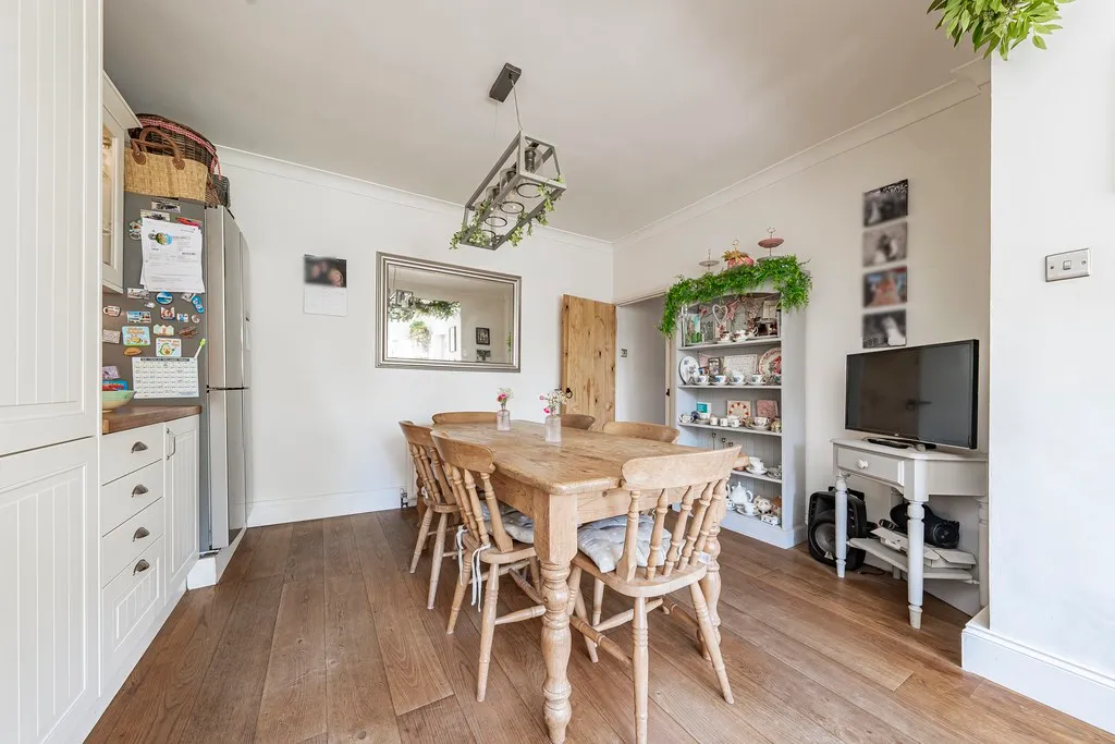 Lime Walk, Denham, photo 24