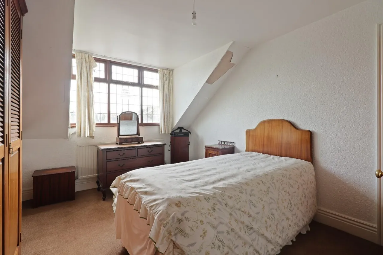 Backmoor Crescent, Sheffield, S8, photo 31