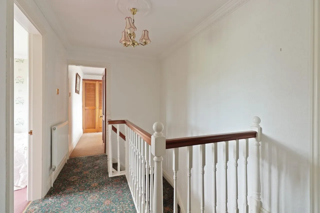 Backmoor Crescent, Sheffield, S8, photo 22