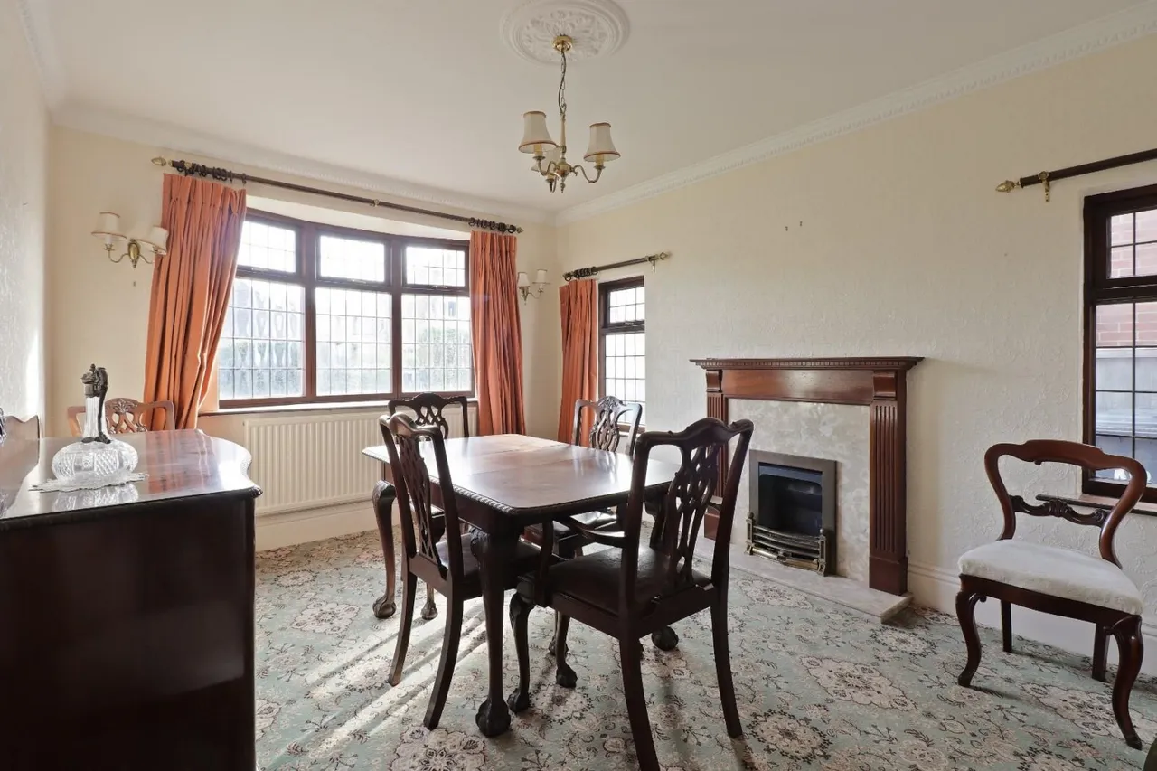 Backmoor Crescent, Sheffield, S8, photo 14