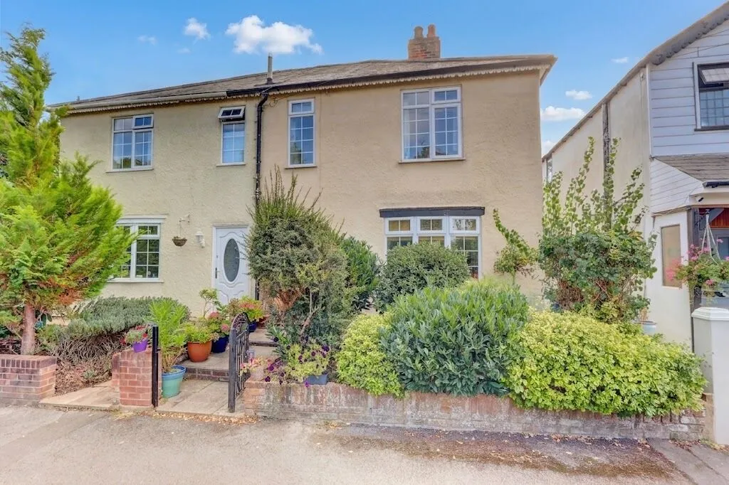 3 bed house for sale, Station Road, Princes Risborough, HP27