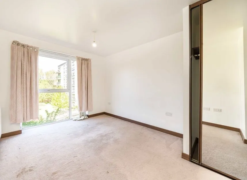 Zodiac Close, Edgware, HA8, photo 4