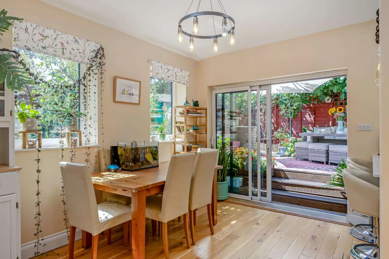 Greenstead Gardens, Putney, London, SW15 5AJ, photo 6