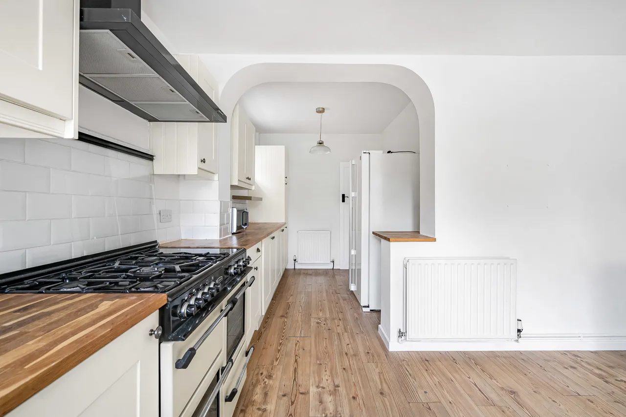 Silo Road, Farncombe, GU7, photo 8