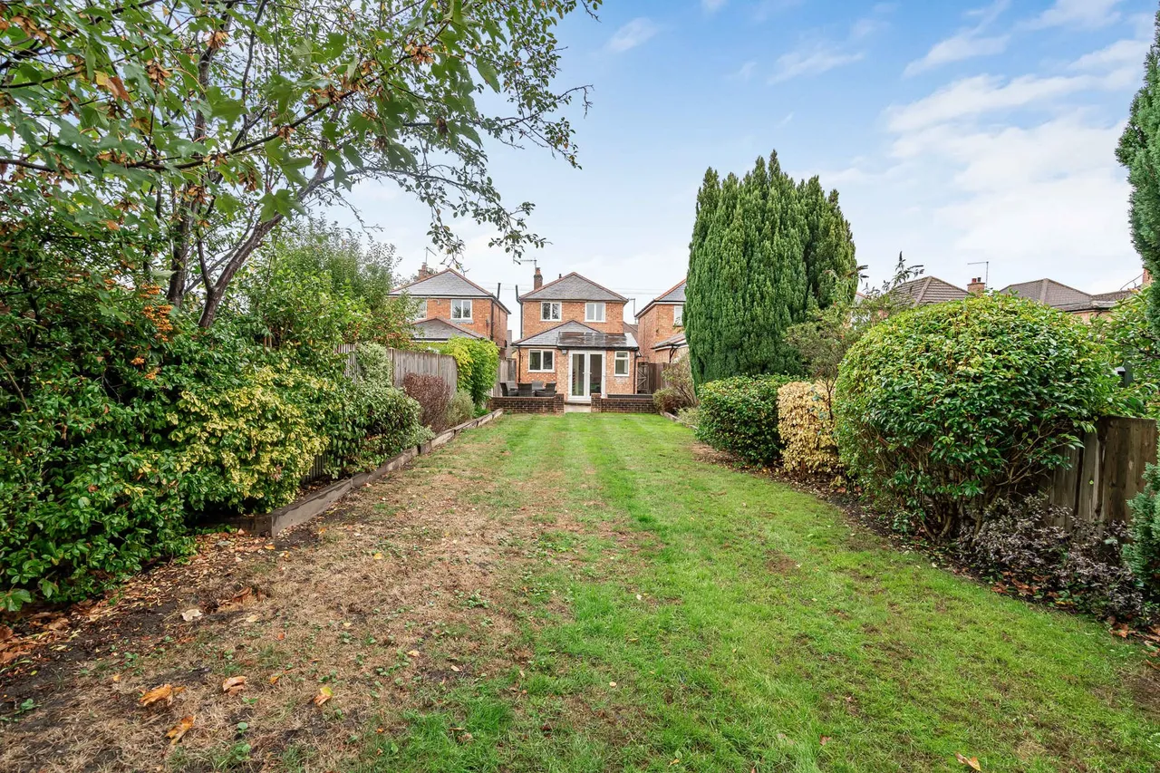 Silo Road, Farncombe, GU7, photo 18