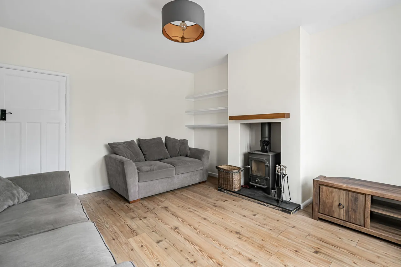 Silo Road, Farncombe, GU7, photo 6