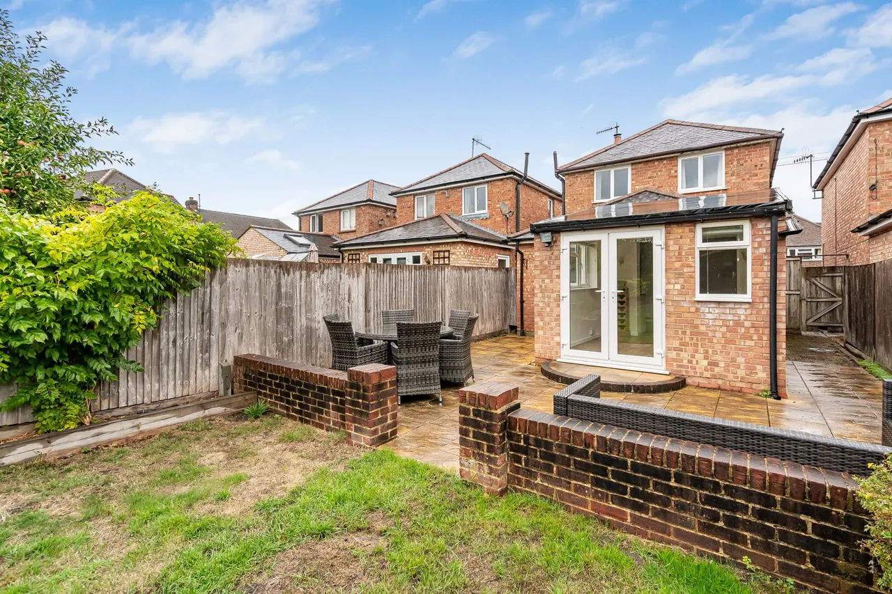 Silo Road, Farncombe, GU7, photo 21