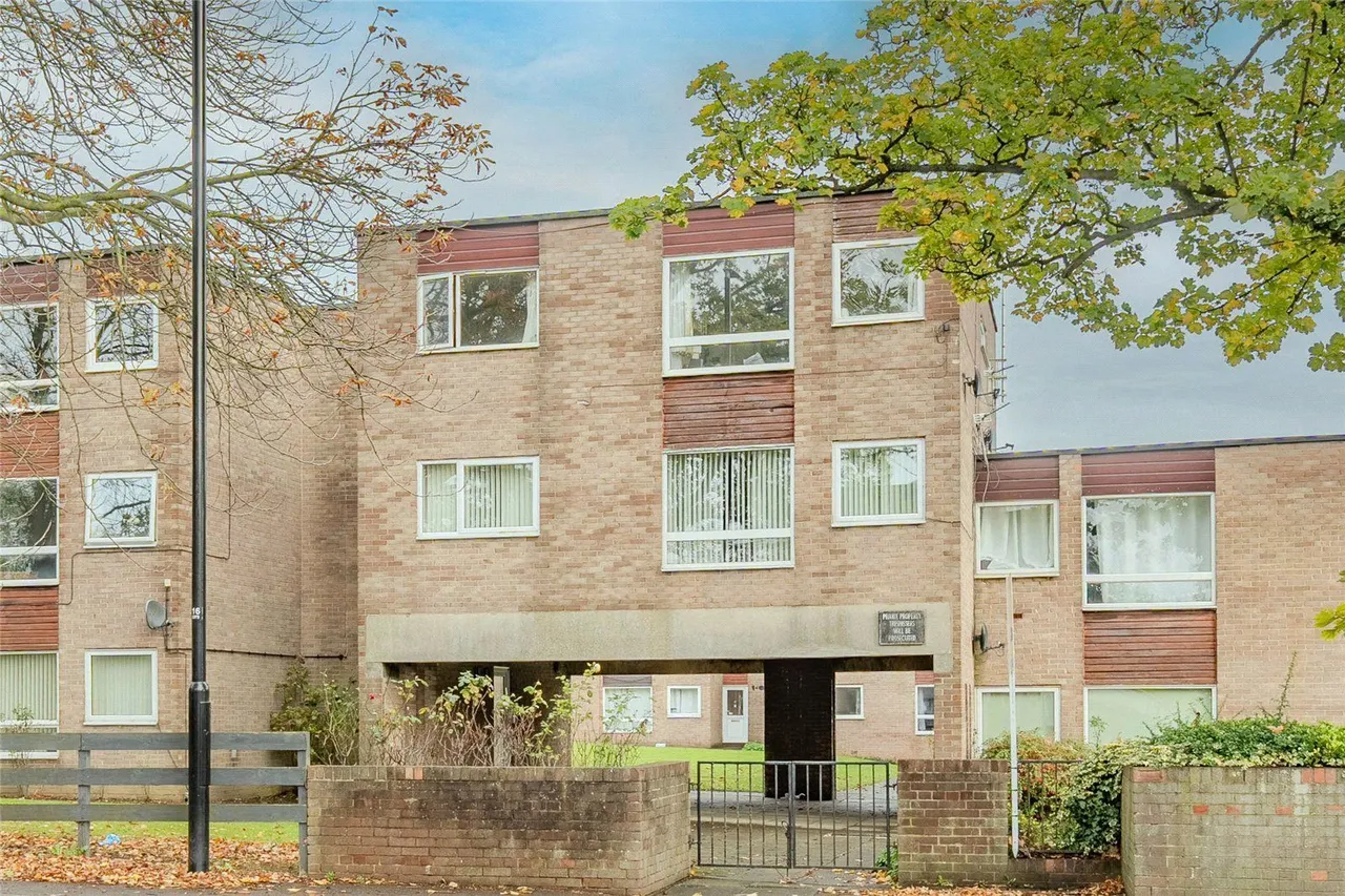 2 bed flat to rent, Bedford Court, Oakwood, LS8