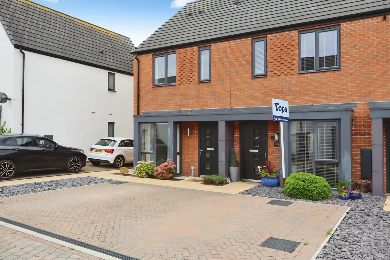 Hornbeam Lane, Chesterfield, S42, photo 2