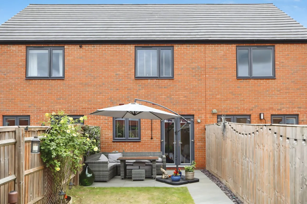 2 bed house for sale, Hornbeam Lane, Chesterfield, S42