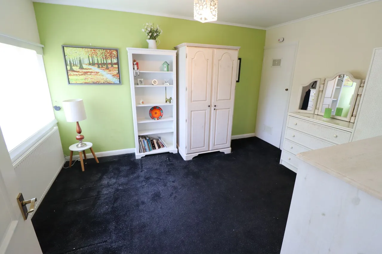 Kingswood Crescent, Rayleigh, Essex, SS6 7BH, photo 11