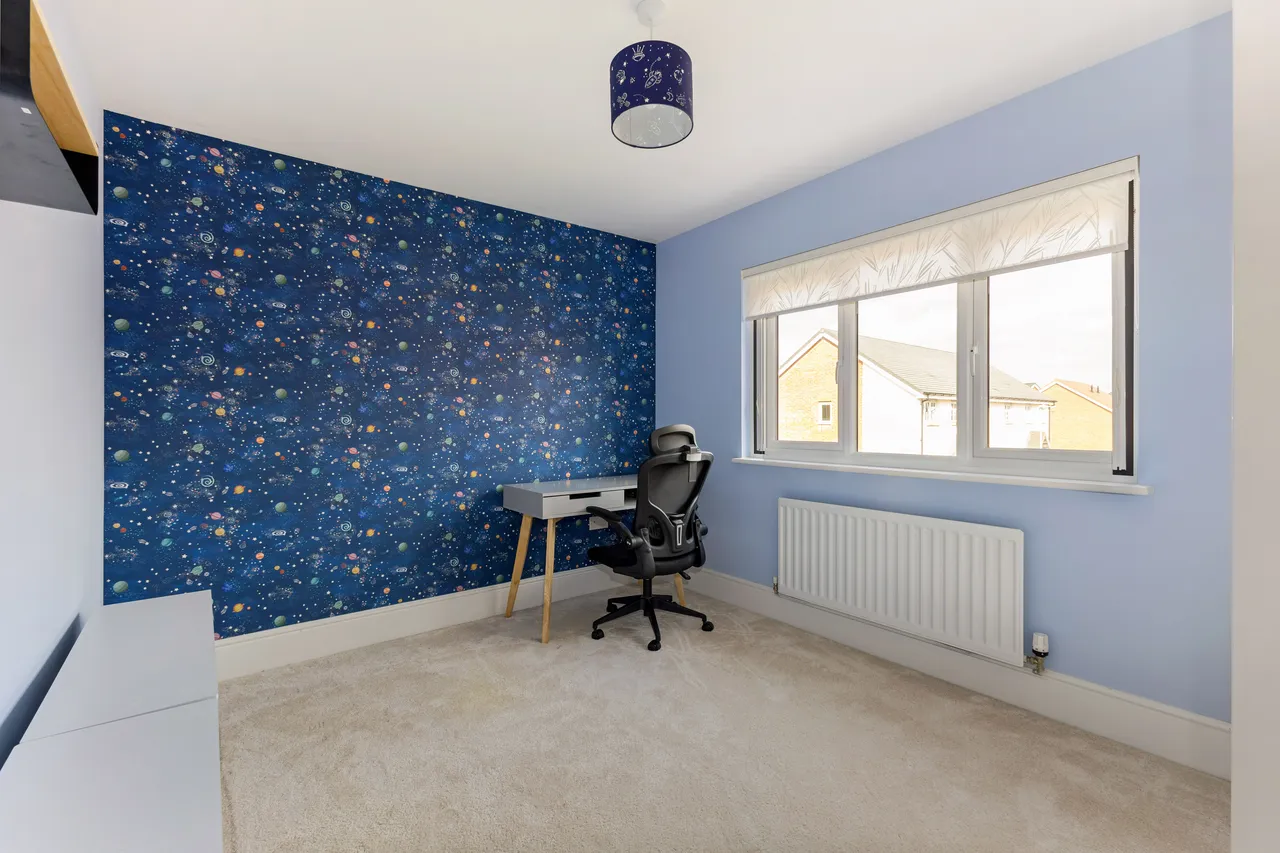 Kestrel Grove, Caddington, LU1, photo 9