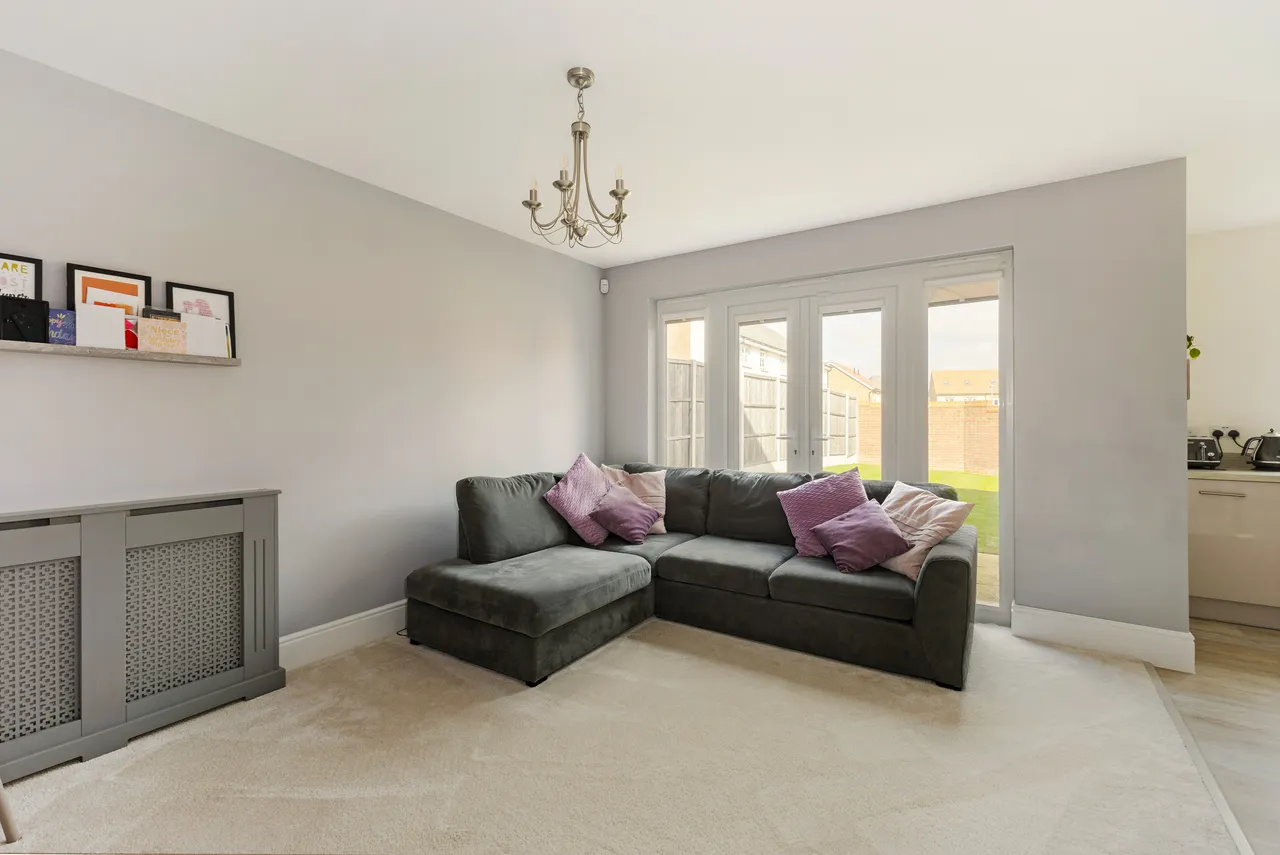 Kestrel Grove, Caddington, LU1, photo 12