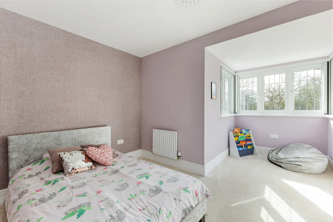 Kestrel Grove, Caddington, LU1, photo 8