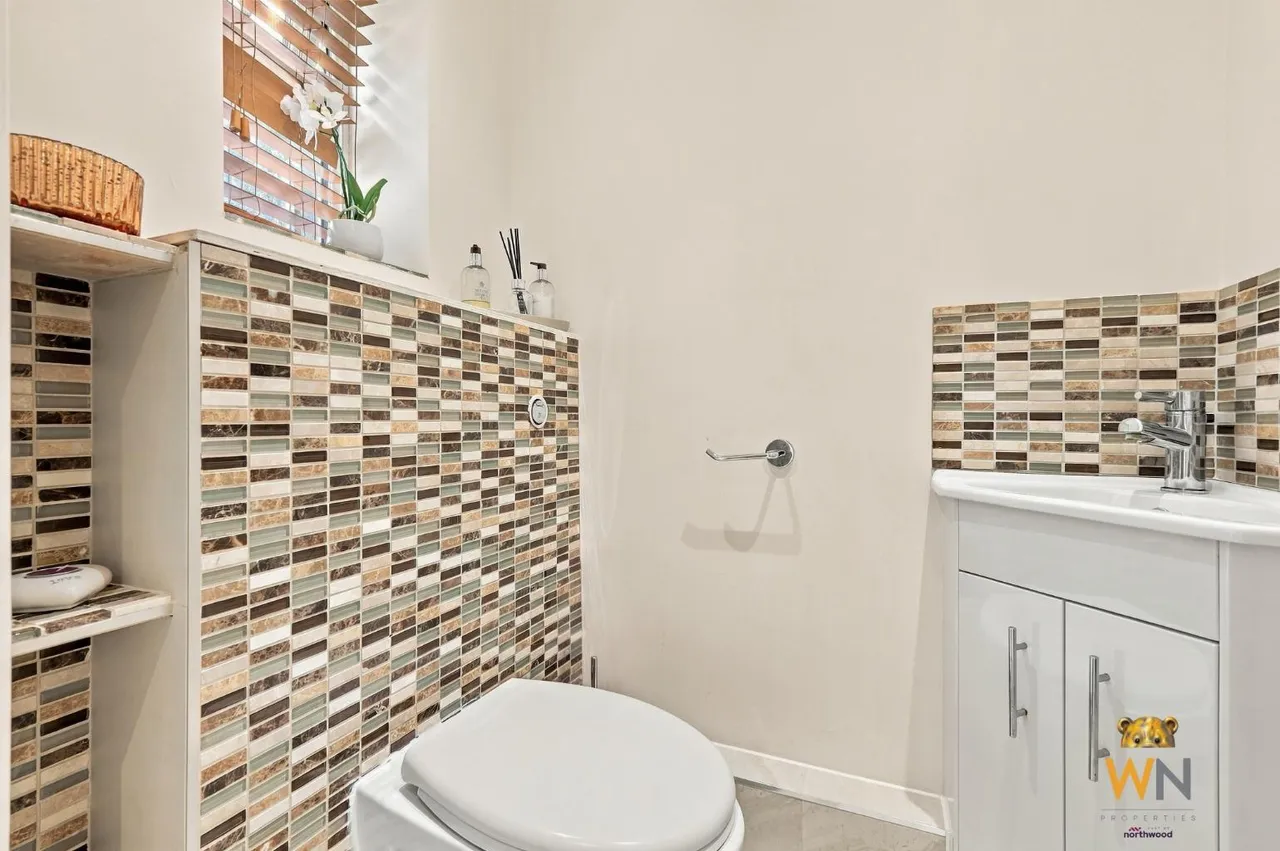 Byron Road, Hutton, CM13, photo 13