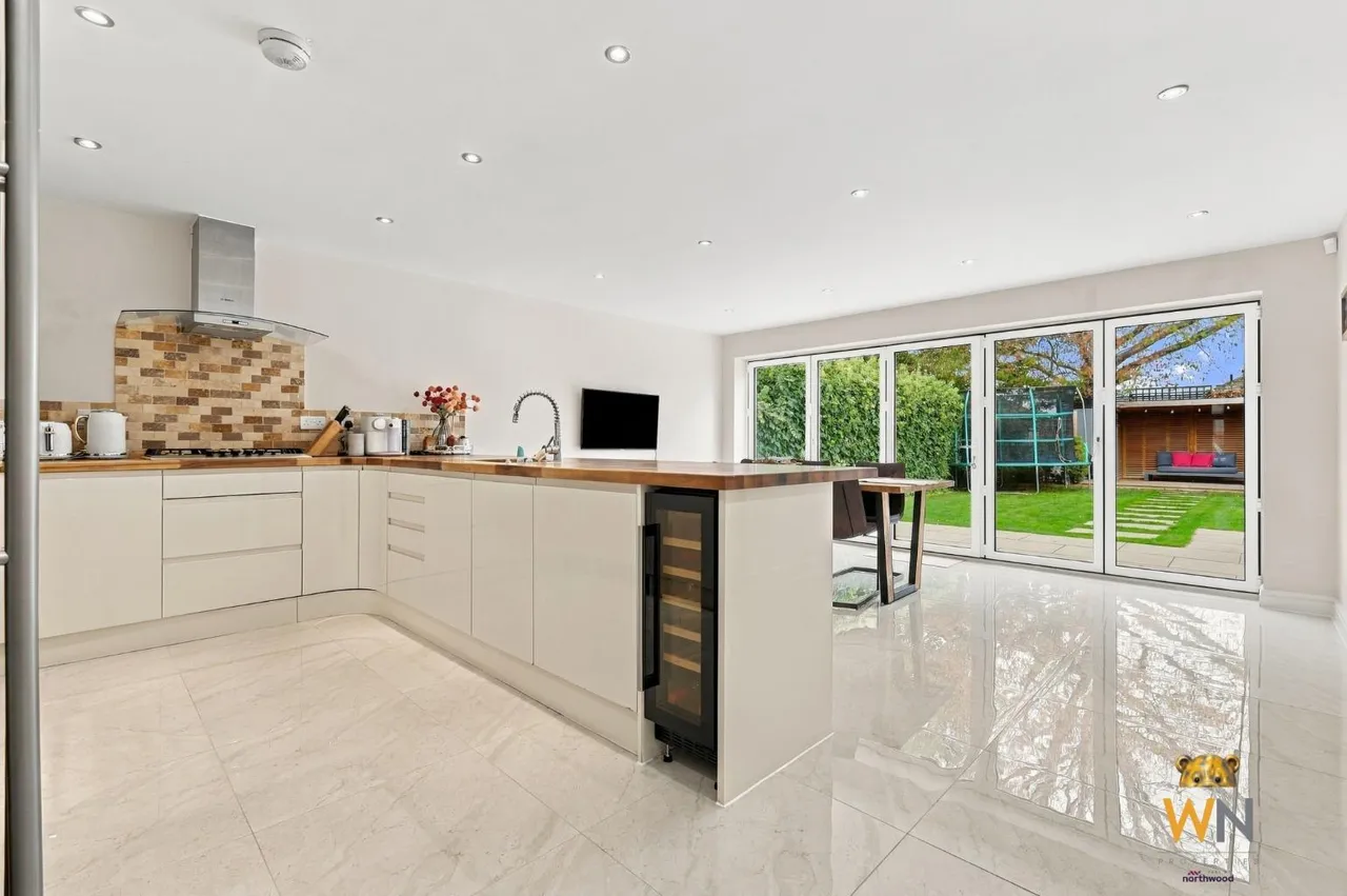 Byron Road, Hutton, CM13, photo 6