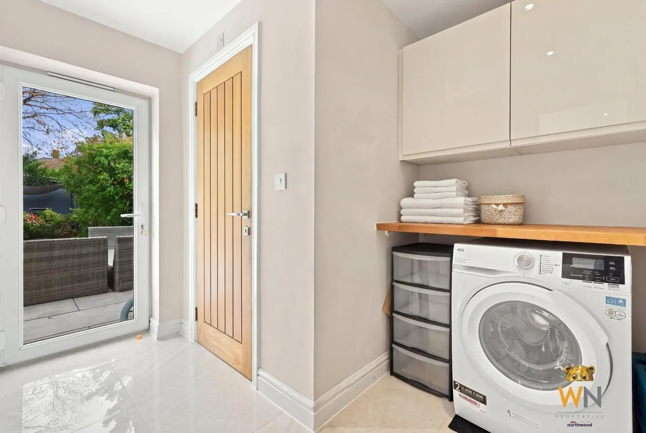 Byron Road, Hutton, CM13, photo 12