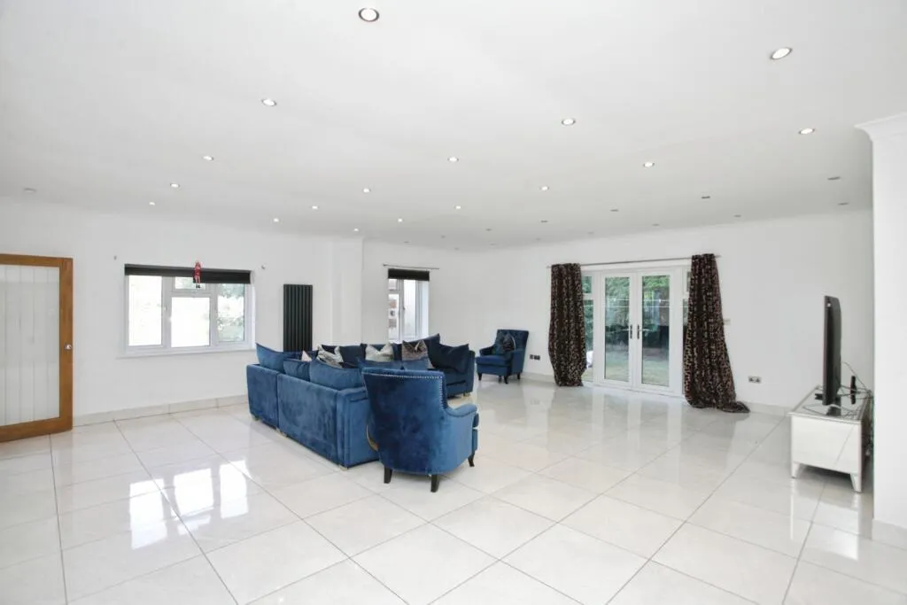 Dunchurch Road, CV22, photo 6