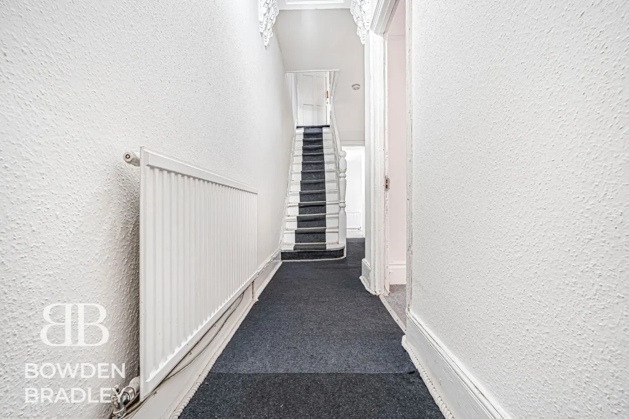 Leslie Road, London, E11, photo 34