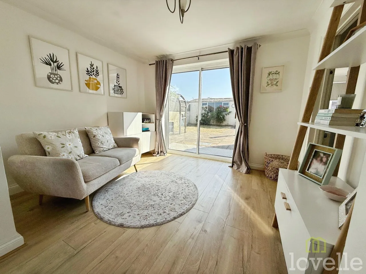 Dore Avenue, North Hykeham, LN6, photo 5