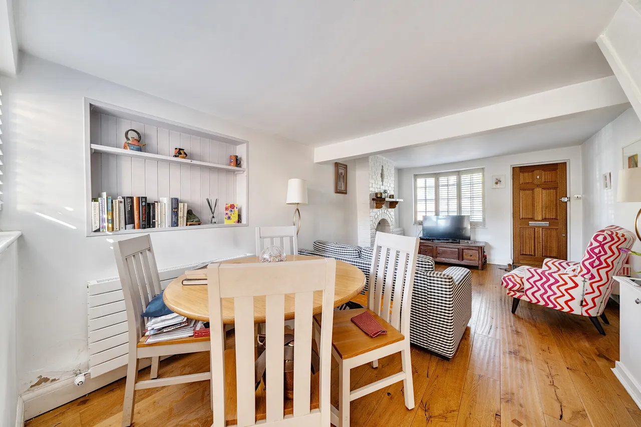 Alma Road, Esher, KT10, photo 6