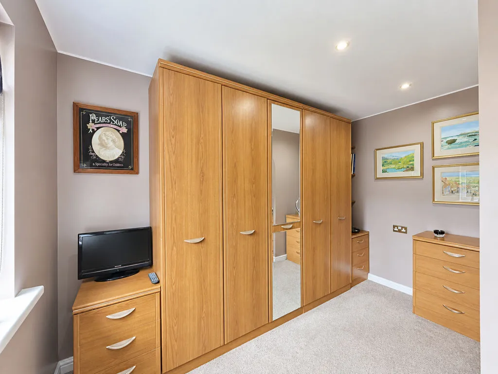 The Oaks, Bloxwich, WS3, photo 16