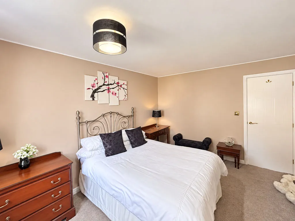 The Oaks, Bloxwich, WS3, photo 22