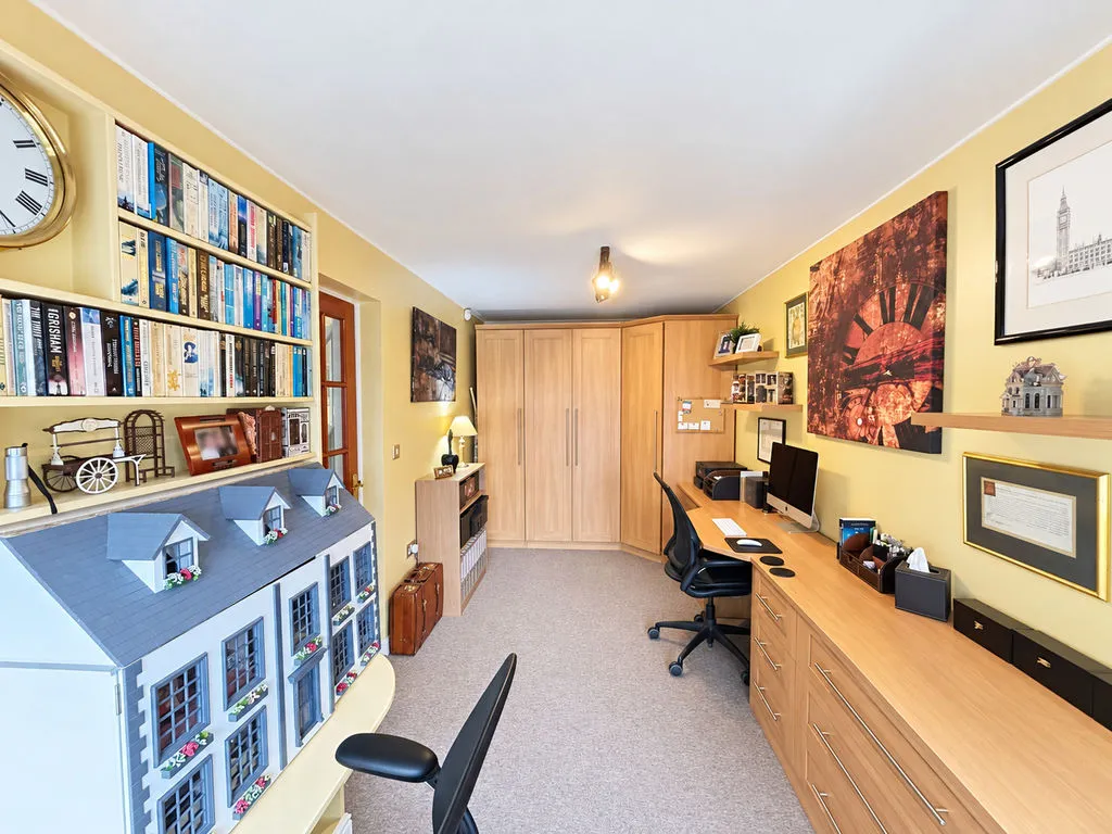 The Oaks, Bloxwich, WS3, photo 5