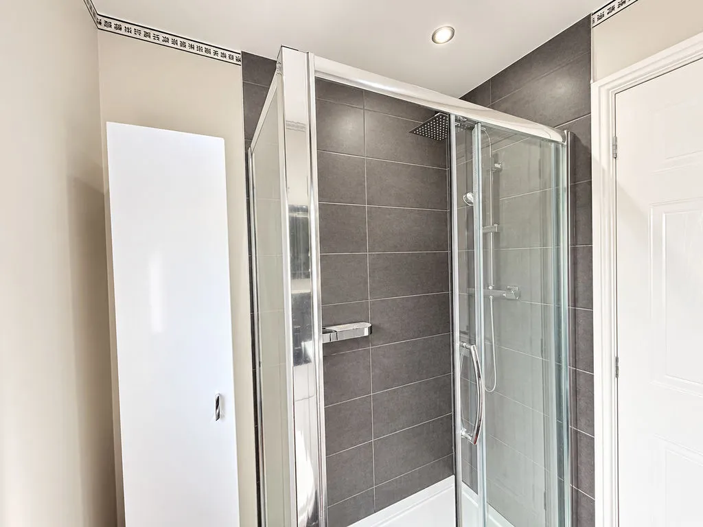 The Oaks, Bloxwich, WS3, photo 8