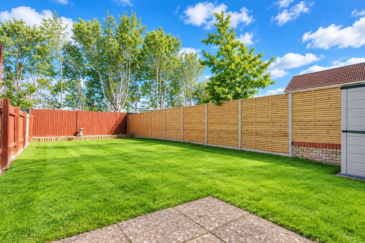 Donne Close, Rushden, NN10, photo 12