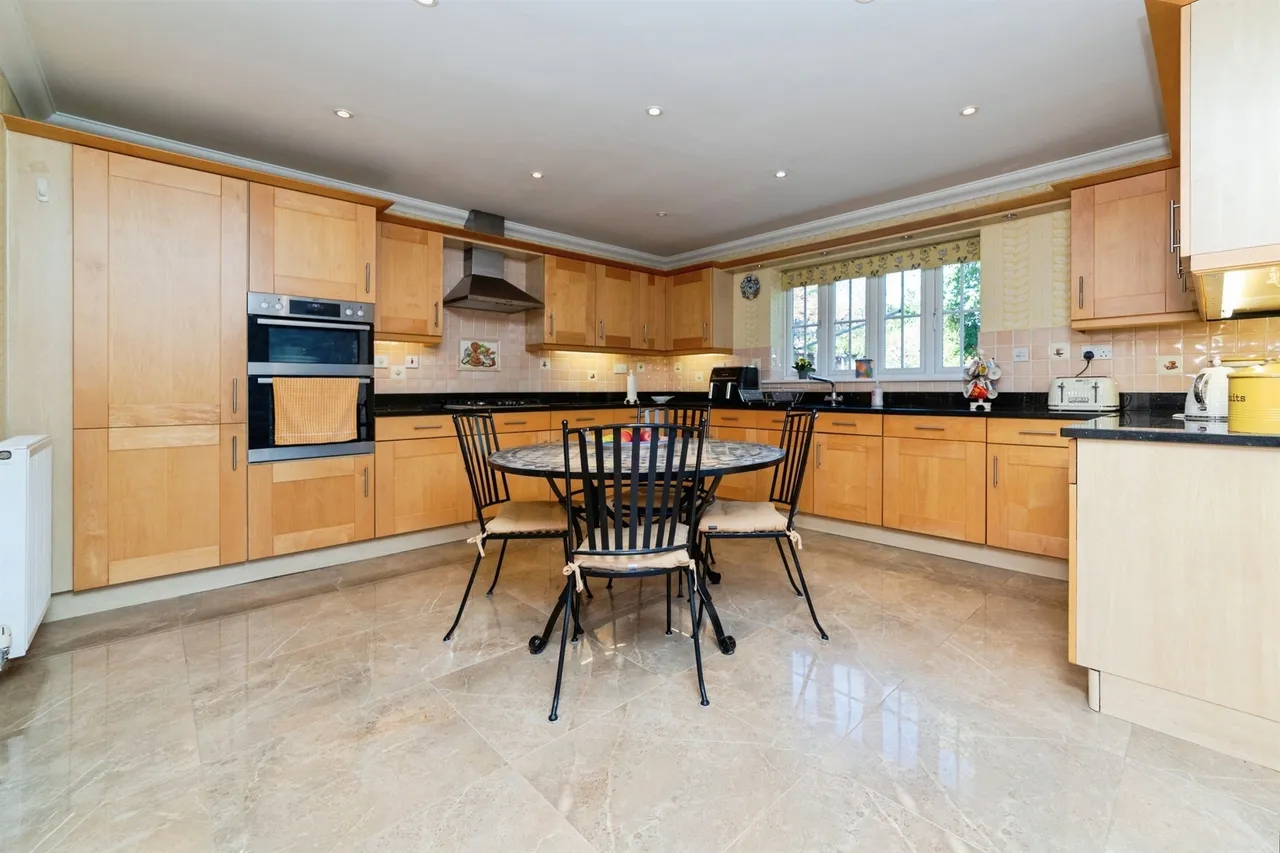 Sacombe Mews, Stevenage, SG2, photo 12