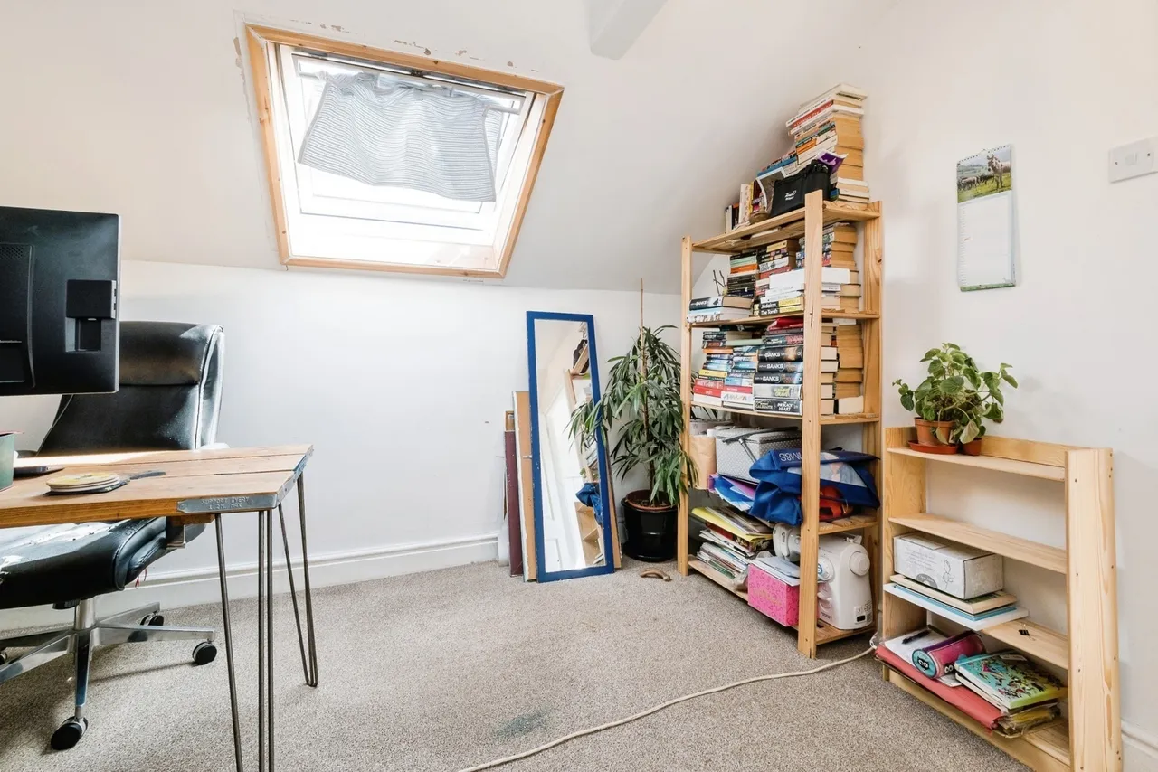 Smeaton Road, Woodford Green, IG8, photo 17