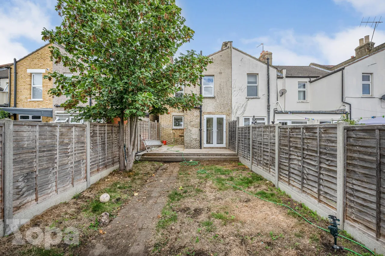Warwick Road, Welling, DA16, photo 17
