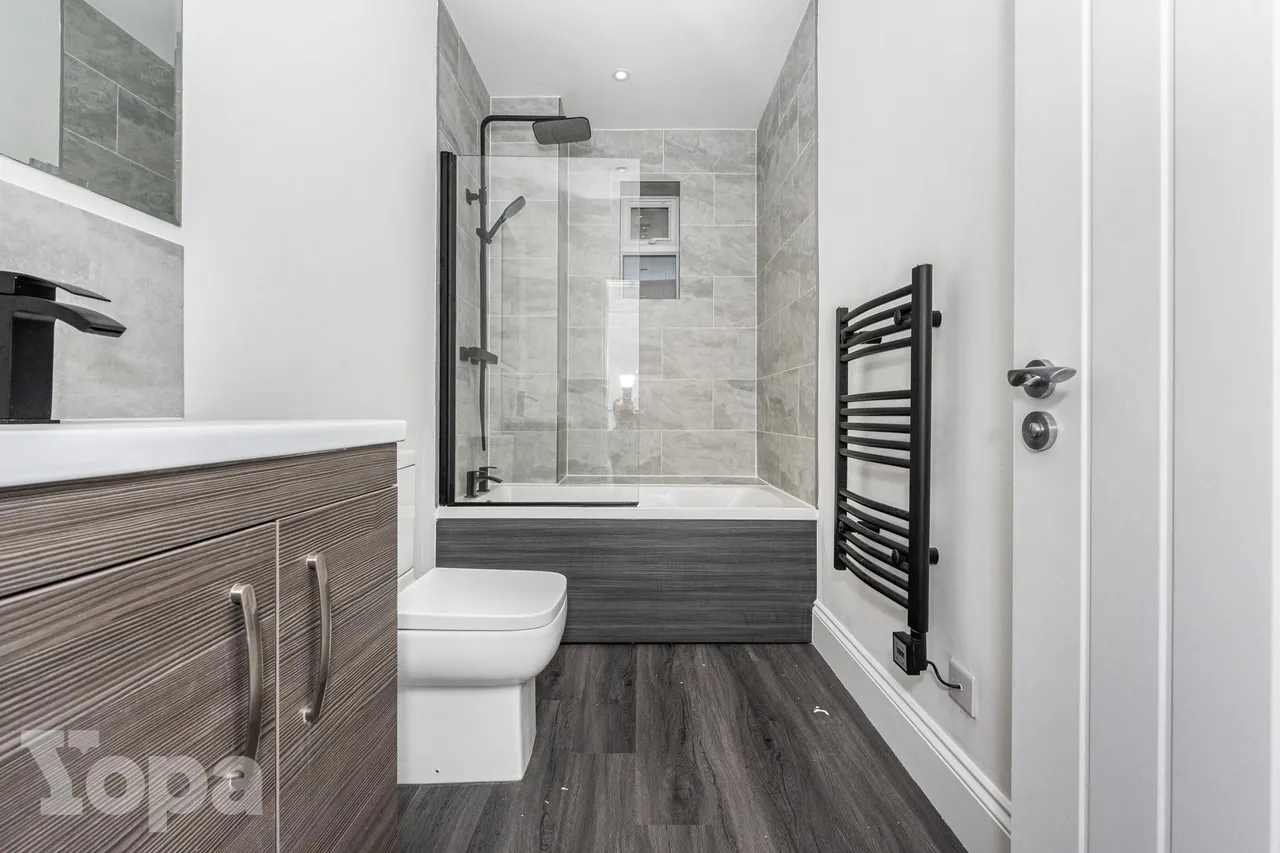 Warwick Road, Welling, DA16, photo 8