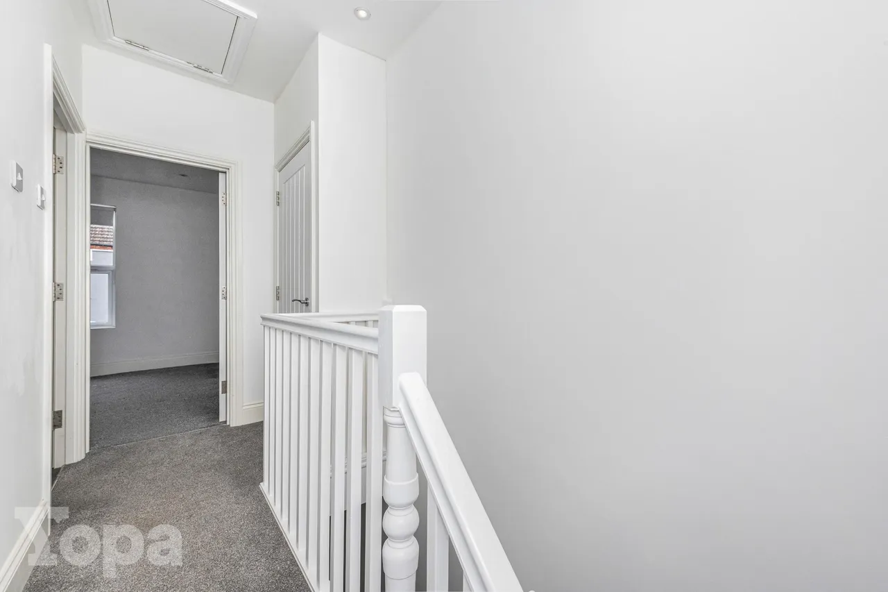Warwick Road, Welling, DA16, photo 9