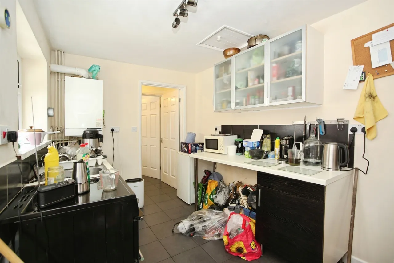 Avon Terrace, Porth, CF39, photo 4