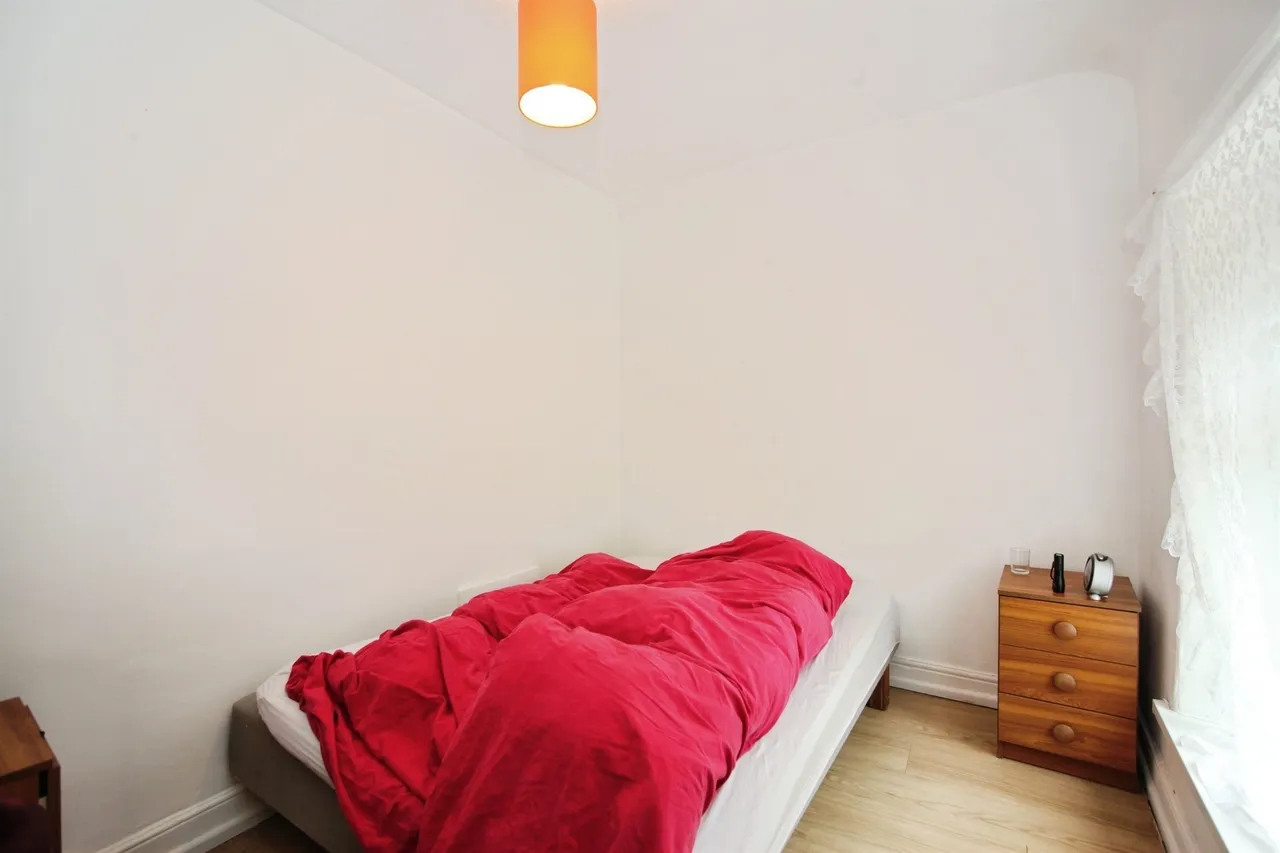 Avon Terrace, Porth, CF39, photo 9