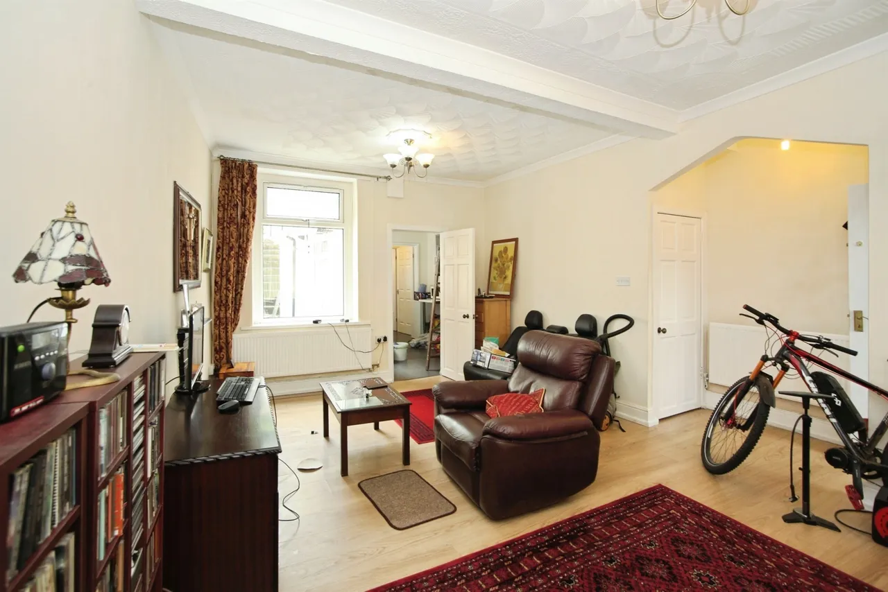 Avon Terrace, Porth, CF39, photo 3